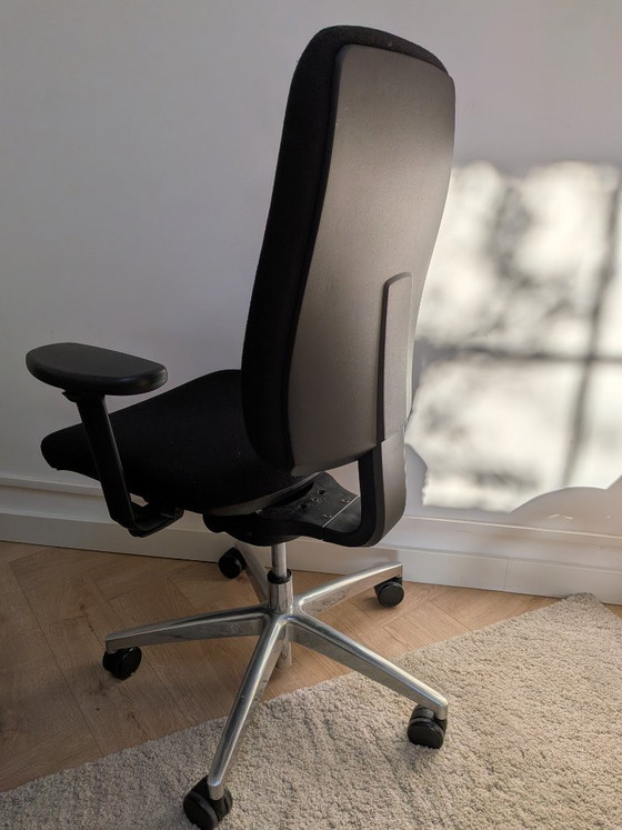 Image 1 of Auffälliger Bürostuhl