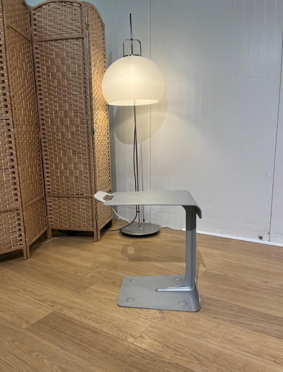 Image 1 of Design on Stock T-Tray Bijzettafel Grijs Design