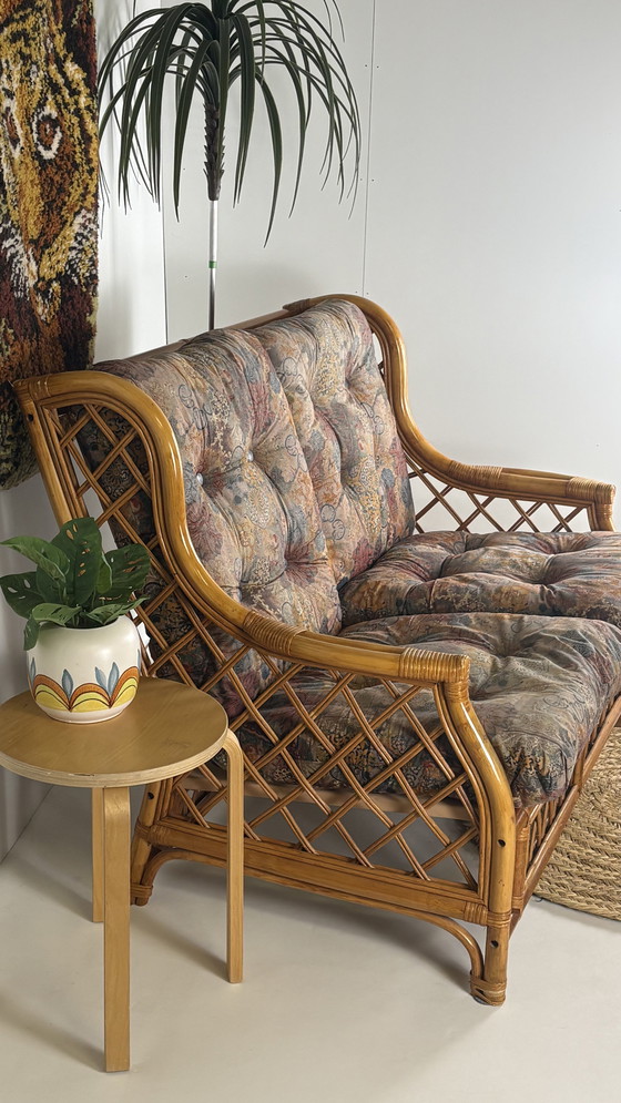 Image 1 of Canapé deux places original vintage tropical chic en bambou et rotin
