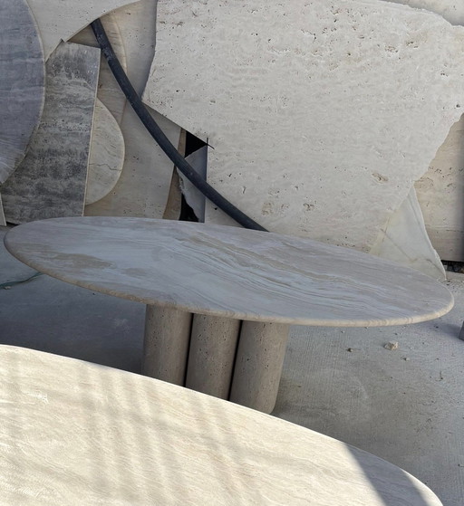 Table basse en travertin beige