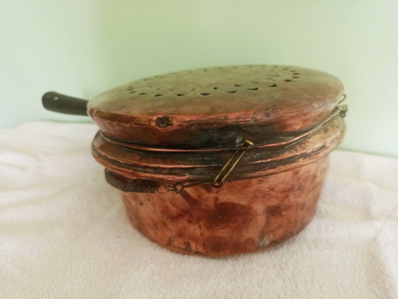 Image 1 of antico scaldaletto in rame del 1800 circa