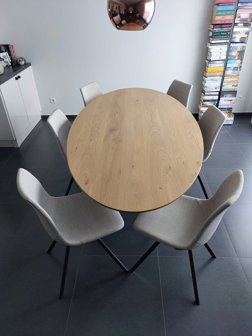 Oval oak table 220x110x76cm