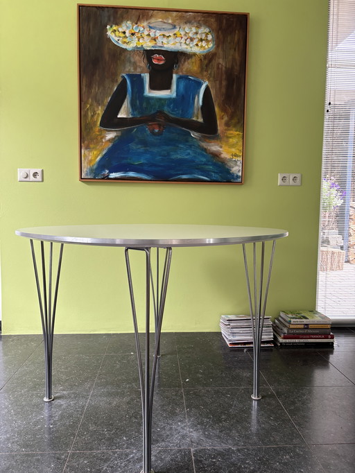 Fritz Hansen dining table