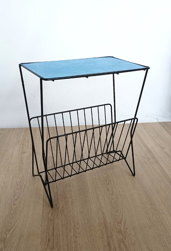 Image 1 of Tavolino anni Cinquanta con portariviste