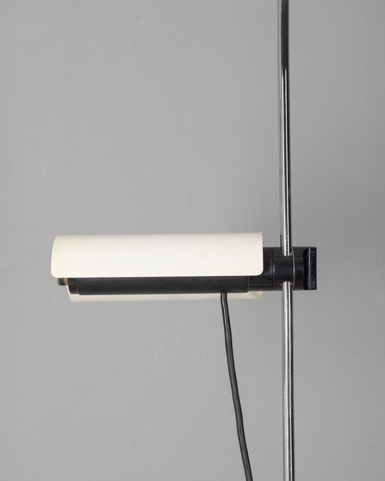 Image 1 of Vintage 1970s floor lamp mod. Dim 333 design Vico Magistretti for Oluce 