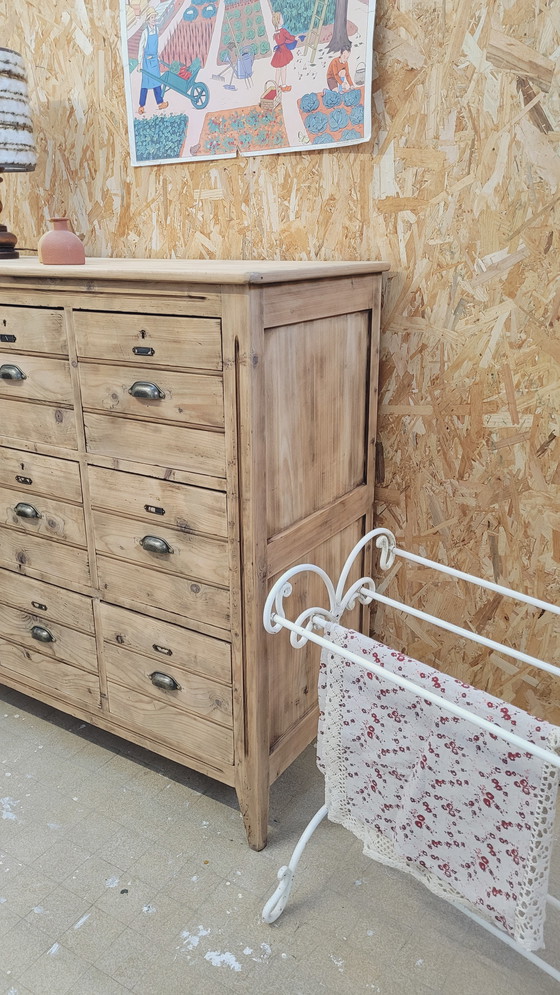 Image 1 of Muebles comerciales