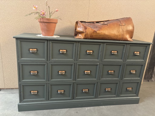Vintage Chest of Drawers / Apothecary Cabinet – ladekasten, Wood (photo 2 of 8)