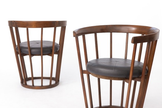 Set van 4 vintage fauteuils in tonvorm, jaren 70, Duitse beukenhouten eetkamerstoelen, zwart kunstleer, (photo 5 of 12)