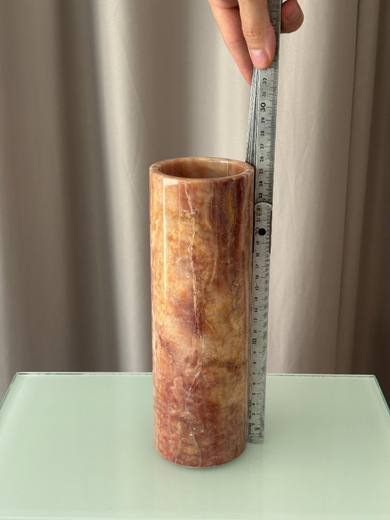 Vase vintage élégant sculpté dans du marbre onyx naturel massif – Marble (photo 9 of 10)