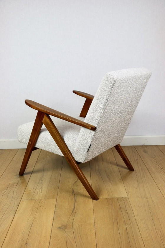 Image 1 of Fauteuil vintage B-310 VAR blanc structure bouclé années 1970