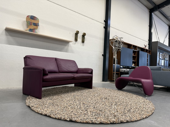 Image 1 of Leolux Bora Beta Sofa 2.5 Seater Purple Leather