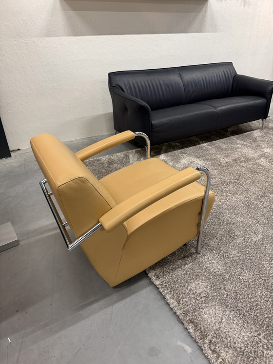 Image 1 of Leolux Scylla armchair Camel leather