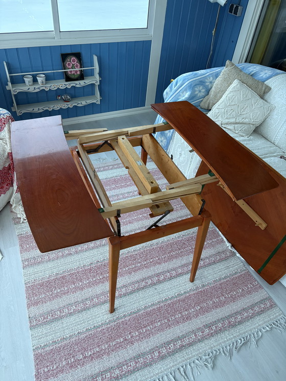 Image 1 of Extendable saloon table