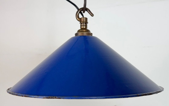 Image 1 of Lampada a sospensione industriale in smalto blu, anni '50