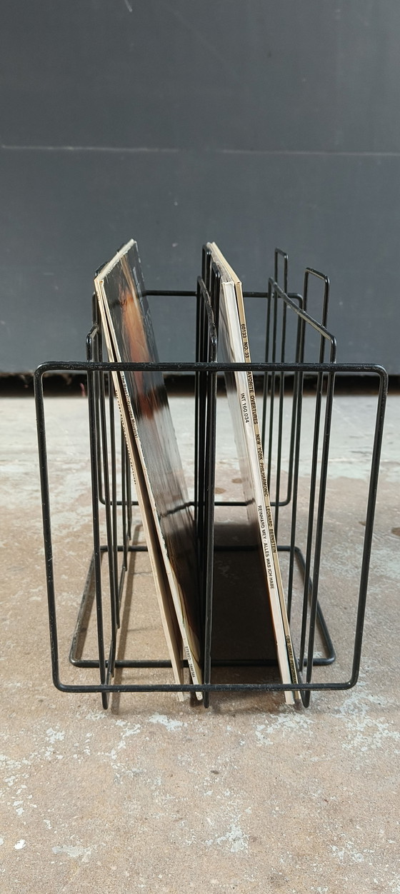 Image 1 of Draadstaal Minimalistisch Vintage Retro Jaren 60 Platenhouder