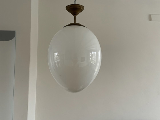 Art Deco XXL Pendant Lamp - Opaline and Brass – Glass (photo 2 of 7)