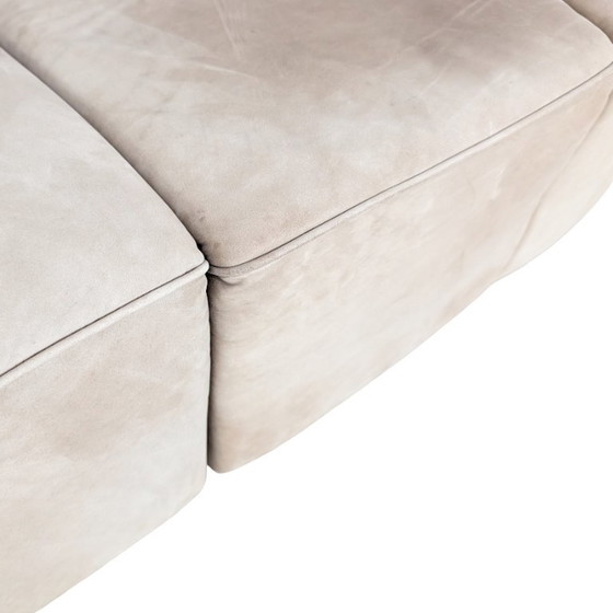 Image 1 of Originele Walter Knoll Piccolino tweezitsbank van suède in vintage stijl.