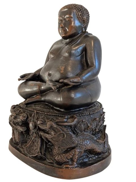 Chinese bronzen Boeddha-beeld op drakenbasis, 19e eeuw – Beeldhouwkunst (photo 6 of 10)