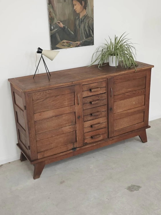 Buffet en chêne de René Gabriel, période de reconstruction 1950. – Armoires de rangement, Wood, Design (photo 27 of 30)