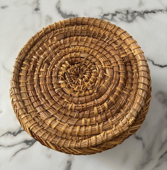 Round Woven Rush Basket Morocco – Fabrication artisanale, Decorative Objects, Wicker (photo 4 of 5)