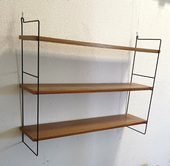 Image 1 of Vijftiger jaren wandrek met drie schappen 