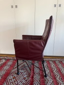4 sillones Montis Chaplin – piel burdeos