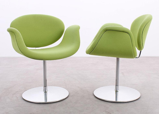 Image 1 of 2X Artifort Little Tulip Fauteuil Groen