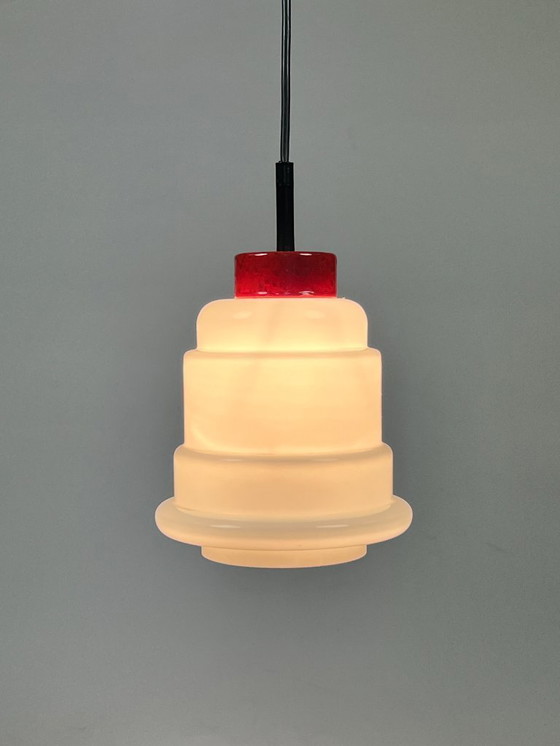 Image 1 of Vintage Hanglamp, Rood Emaille, Wit Opaalglas, Hustadt Leuchten, Duitsland 1960's