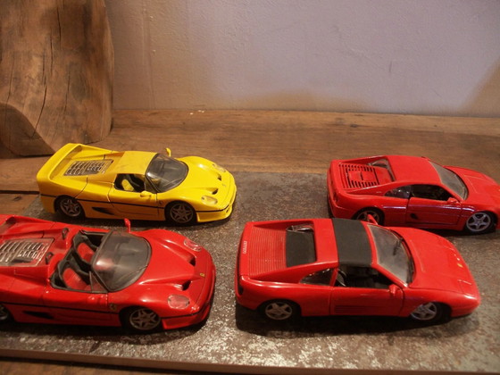 Ferrari 1/24 batch of 4 models – Decorative Objects, Metal, Vintage (photo 8 of 10)