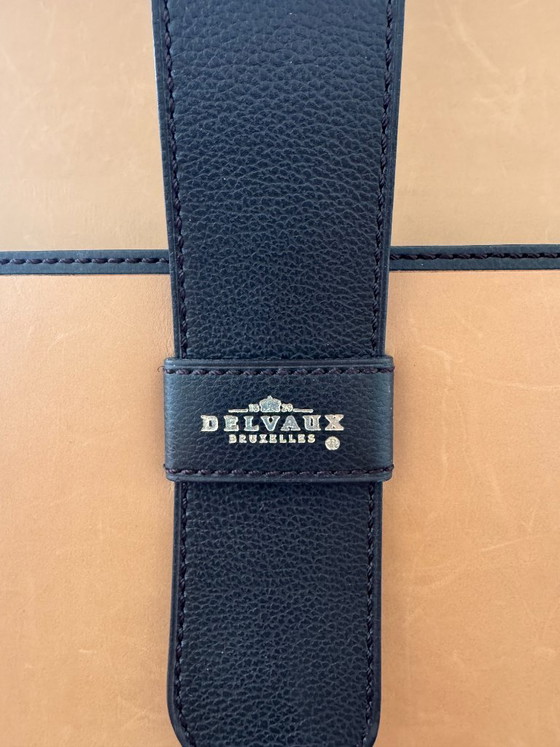 Porte-documents DELVAUX en cuir marron foncé – Autres sacs, Calfskin (photo 7 of 8)