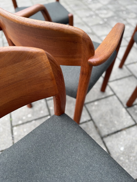 Image 1 of 6 sedie da pranzo vintage restaurate, EMC Furniture anni '80