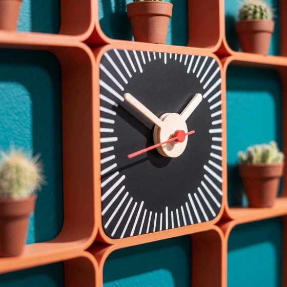 Sunburst Square Clock Bundle – Horloge Murale & Étagère Space Age Mid-Century Années 70 Boho Rétro Vintage (photo 3 of 7)