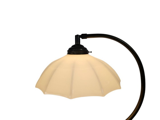 Image 1 of Banker's lamp - table lamp - opaline - brass - 3rd quarter of the 20th century