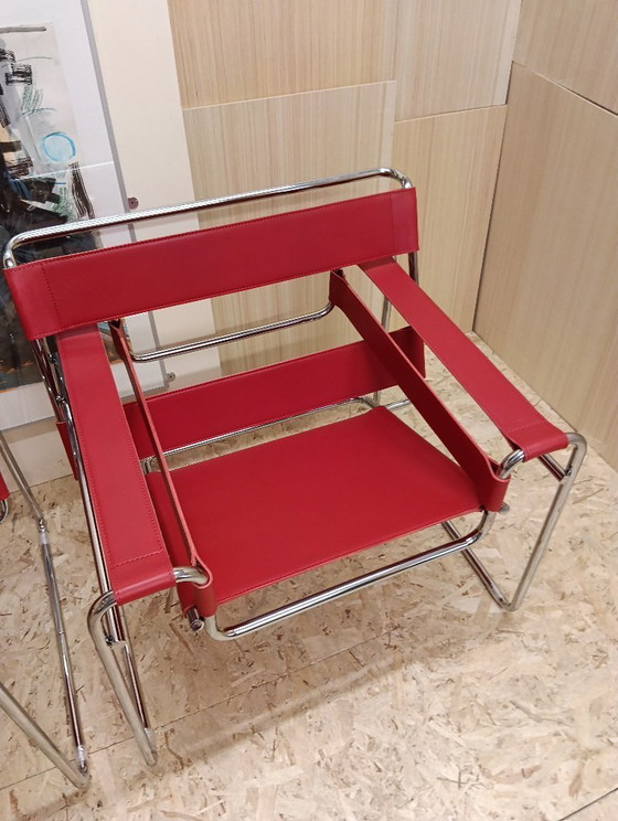 Image 1 of KNOLL Studio Set van 2 WASSILY B3 fauteuils (NIEUW) in rood leer