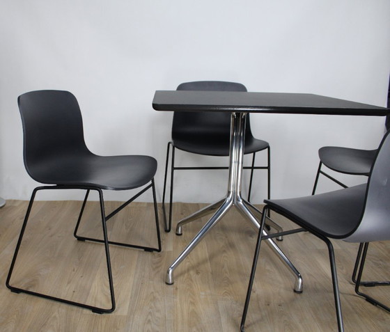 Image 1 of HAY Table „Über einen Tisch“ AA15 Schwarzes Quadrat von Hee Welling