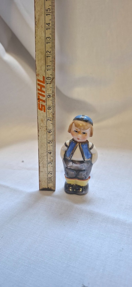 Dutch Young Vintage Pepper Shakers – Table accessories, Ceramic (photo 3 of 5)