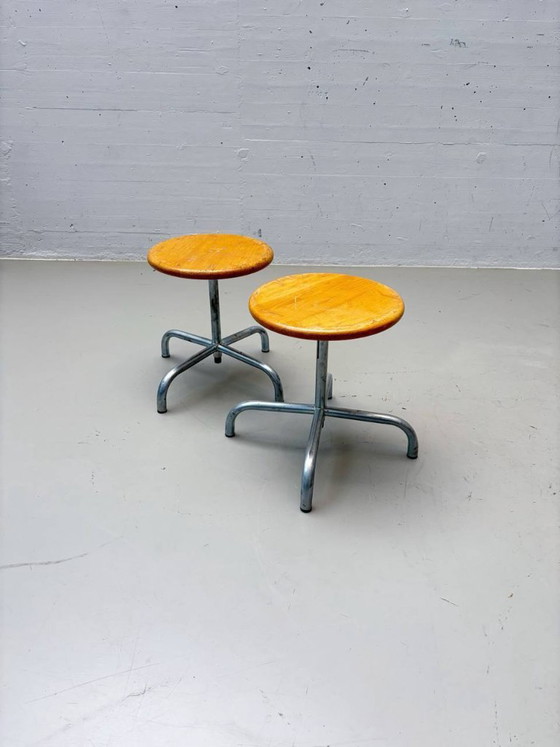 2 Sgabelli girevoli industriali vintage, dicembre 1983 – Wood (photo 8 of 14)