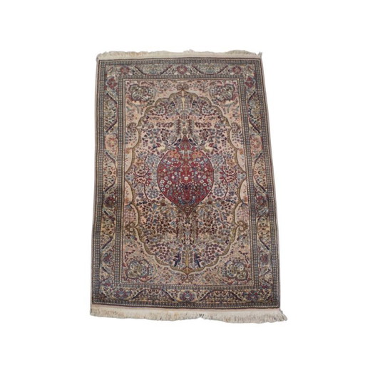 Handgeknüpfter Orientteppich mit raffinierten Mustern 232x139cm