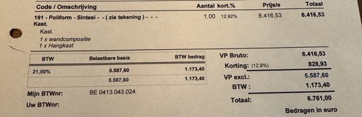 Armario de pared Poliform con estantes