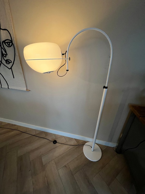 Lampadaire Gepo – Plastic, Iron (photo 3 of 10)
