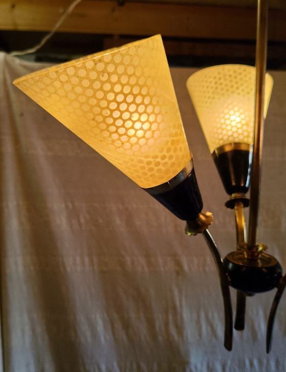 Lampadario a 3 luci in ottone e vetro - anni '50, Dorato (foto 5 di 10)
