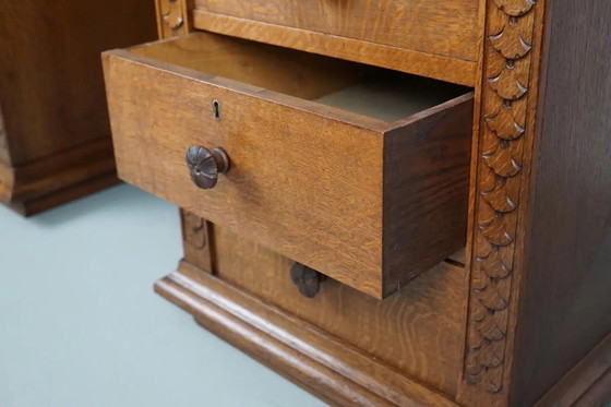 Image 1 of Antiker niederländischer Jugendstil-Schreibtisch/-Theke aus geschnitzter Eiche, frühes 20. Jahrhundert