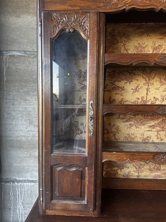 Image 1 of Tweedelig, gebeeldhouwd eikenhouten buffet/dressoir - Lodewijk XV-stijl, 19e eeuw