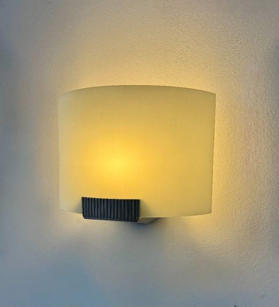 Image 1 of Coppia di applique vintage, metallo e vetro smerigliato, Francia, 1970