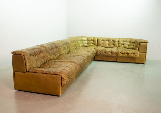 Image 1 of Sofá modular De Sede DS11 de cuero con parches verde oliva, diseño de mediados de siglo, 6 elementos. Suiza, años 70.