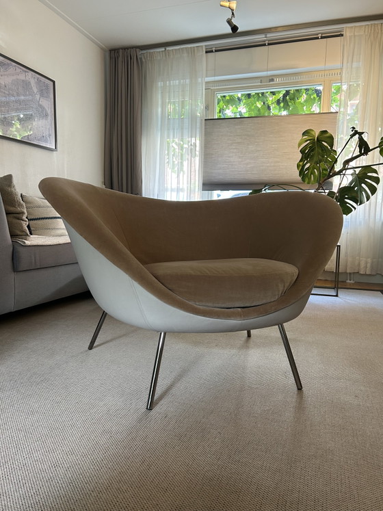 Very beautiful D.154.2 Armchair by architect Gio Ponti, Molteni&C – Velvet, Leather (photo 2 of 15)