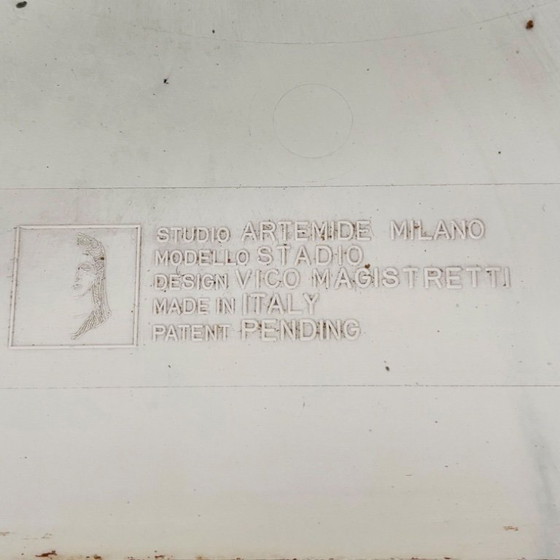 Image 1 of Witte Stadio eettafel van Vico Magistretti voor Artemide, jaren 70.
