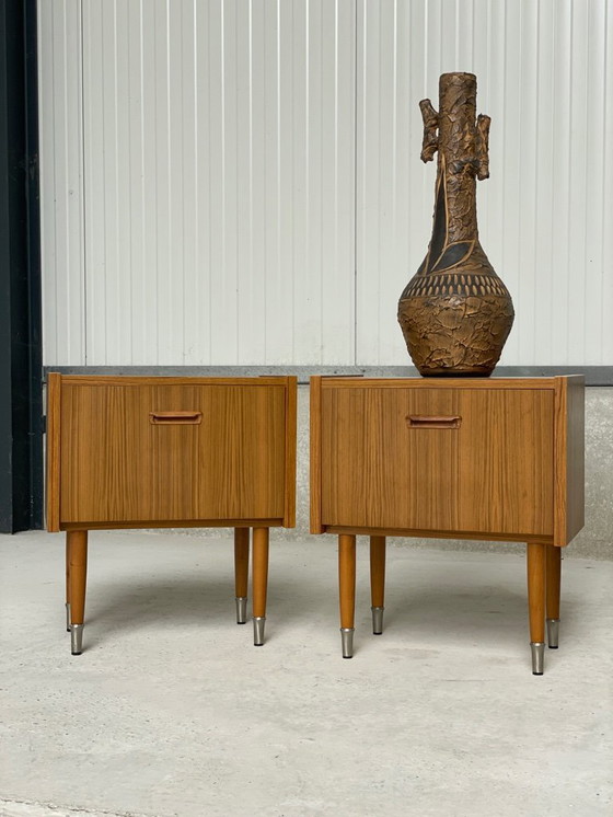 Image 1 of 2 Vintage Design Kasten