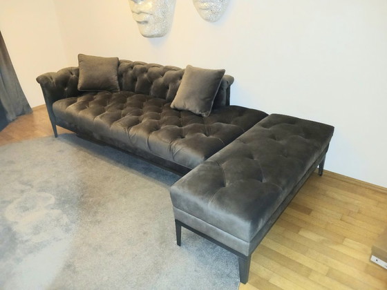 Image 1 of Divano Kare Design