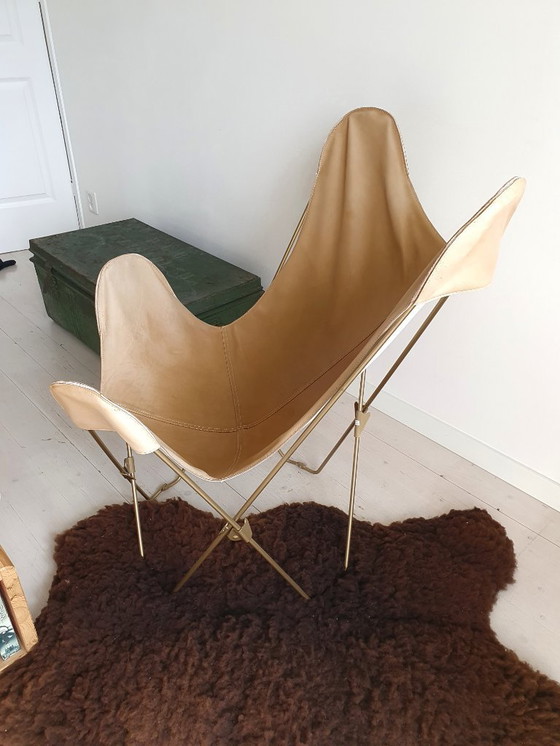 Image 1 of Chaise papillon